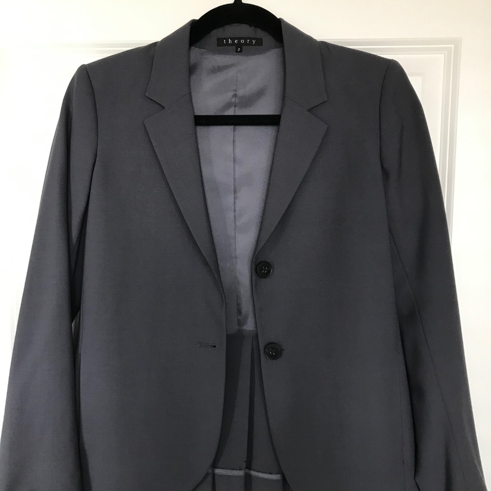 Gorgeous Feminine THEORY Blazer